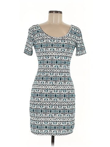 Mudd Casual Dress (view 1)