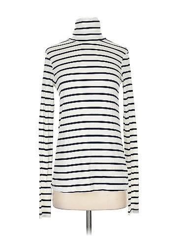 Amour Vert Turtleneck Sweater (view 1)