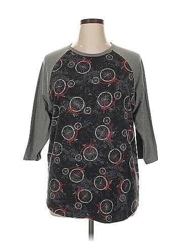 Lularoe 3/4 Sleeve T-Shirt (view 1)
