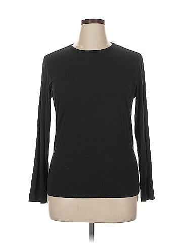 Liz Claiborne Long Sleeve T-Shirt (view 1)