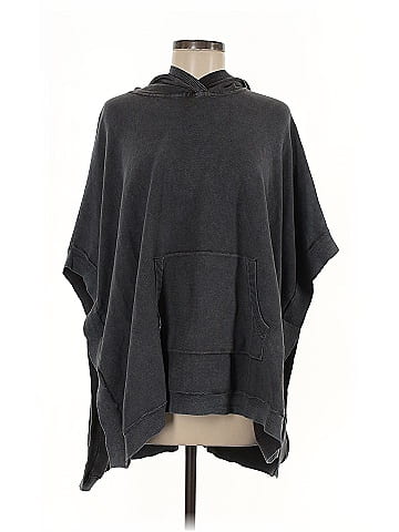 Barefoot Dreams Poncho (view 1)
