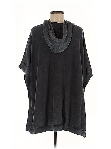 Barefoot Dreams Poncho (view 2)