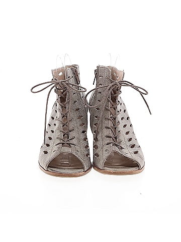 Paul Green Ankle Boots (view 2)