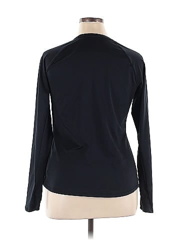 Under Armour Long Sleeve T-Shirt (view 2)