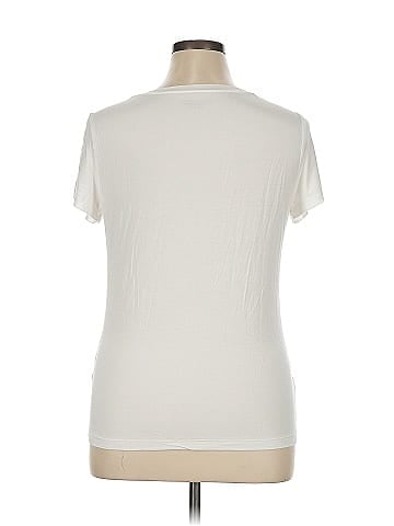 Victoria's Secret Short Sleeve T-Shirt (view 2)
