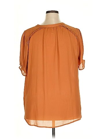 Doe & Rae Short Sleeve Blouse (view 2)