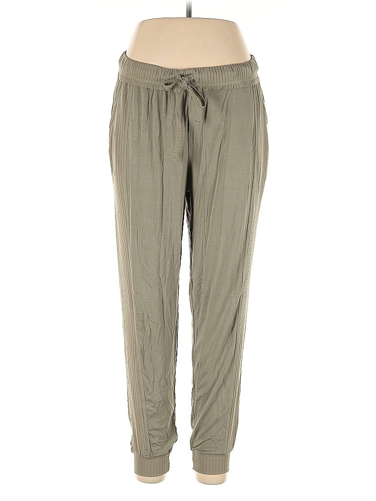 Pre-owned Adore Me Casual Pants In Green