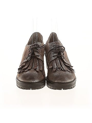 bc Heels (view 2)