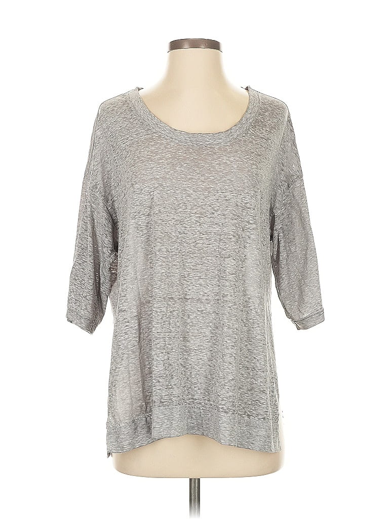 Pre-owned Out From Under 3/4 Sleeve T-shirt In Gray