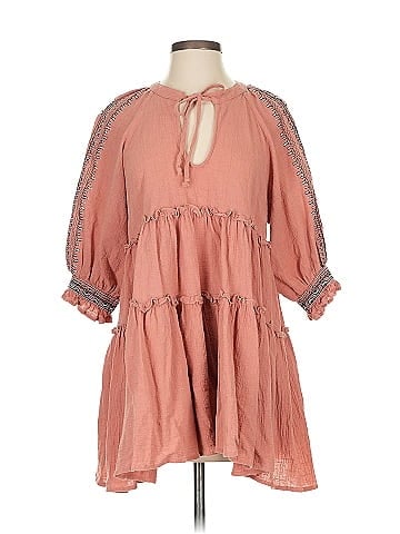 En Creme Casual Dress (view 1)