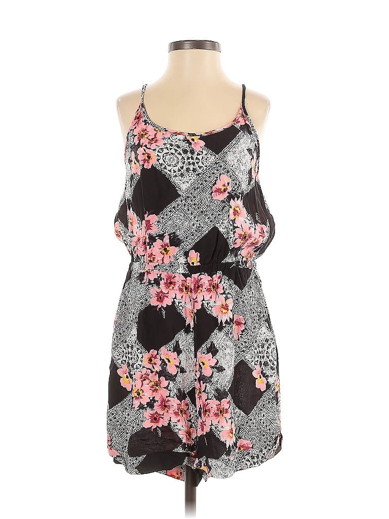 Click to view more detailed imagery on our partner's website Pre-owned Minkpink Romper In Gray
