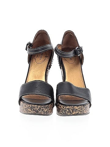 Prada Saffiano Platform Heels (view 2)