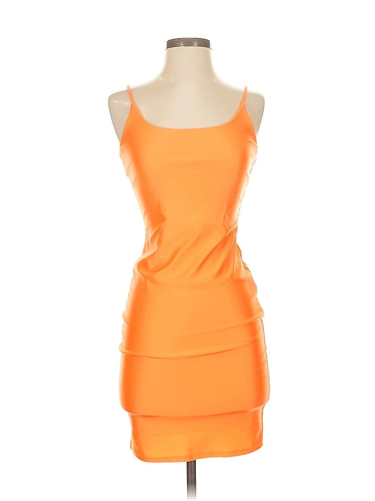 Click to view more detailed imagery on our partner's website Pre-owned Windsor Cocktail Dress In Orange