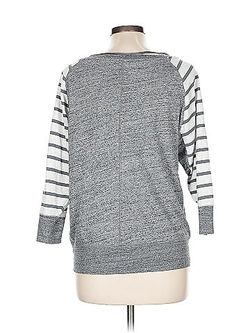 Nike 3/4 Sleeve Top (view 2)