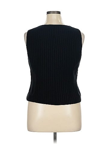 Kasper Sleeveless T-Shirt (view 2)