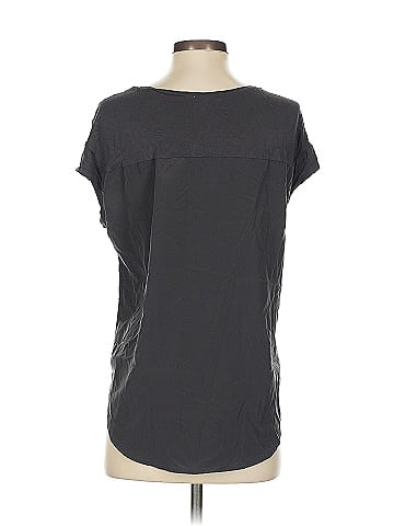 Gap Short Sleeve T-Shirt (view 2)