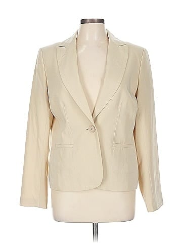 dalia Blazer (view 1)