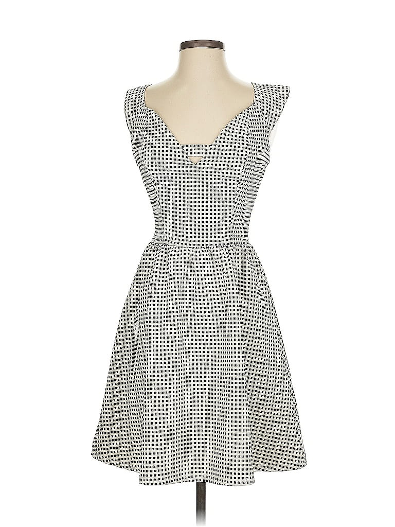 Click to view more detailed imagery on our partner's website Pre-owned Three Hearts Casual Dress In Gray