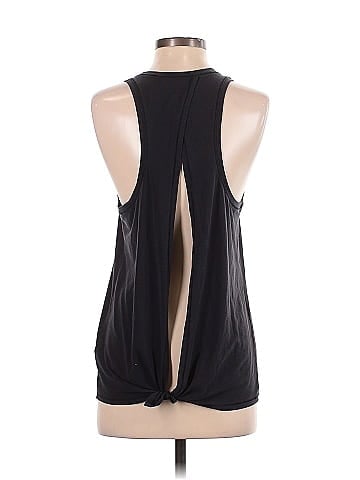Gap Fit Sleeveless T-Shirt (view 2)
