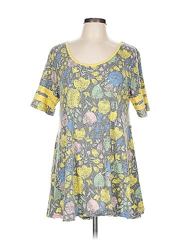 Lularoe Short Sleeve T-Shirt (view 1)