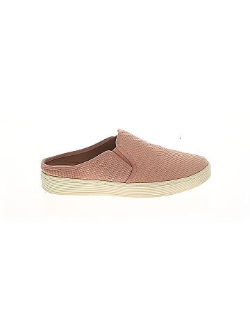 Sofft Sneakers (view 1)