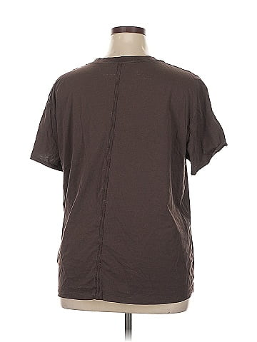 Lululemon Athletica Short Sleeve T-Shirt (view 2)