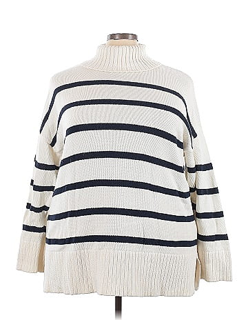 Old Navy Turtleneck Sweater (view 1)