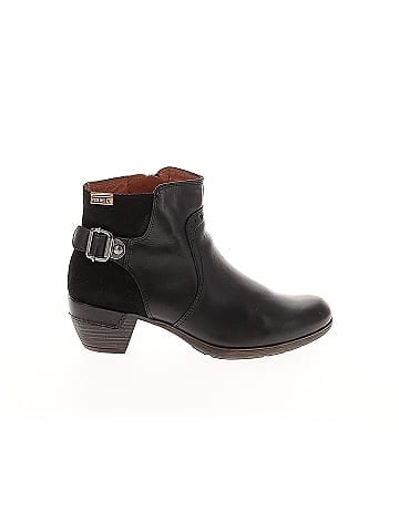 Pikolinos Ankle Boots (view 1)