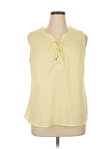 New York & Company Sleeveless Blouse (view 1)