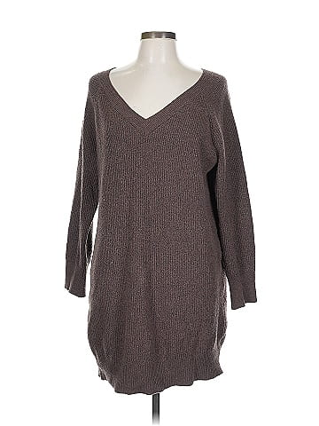 Old Navy Pullover Sweater (view 1)