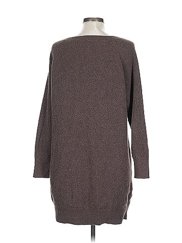 Old Navy Pullover Sweater (view 2)