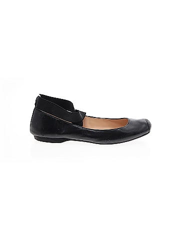 Jessica Simpson Flats (view 1)
