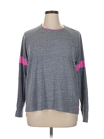 Under Armour Long Sleeve T-Shirt (view 1)