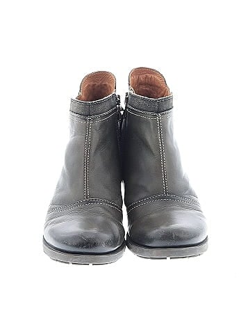 Pikolinos Ankle Boots (view 2)