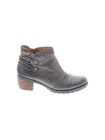 Pikolinos Ankle Boots (view 1)
