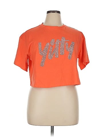 Yitty Short Sleeve T-Shirt (view 1)