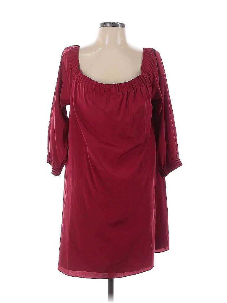 Click to view more detailed imagery on our partner's website Pre-owned Alice And Olivia Alice + Olivia Cocktail Dress In Red