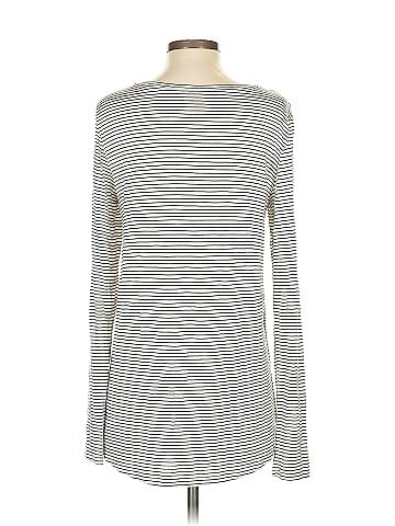 American Eagle Outfitters Long Sleeve T-Shirt (view 2)