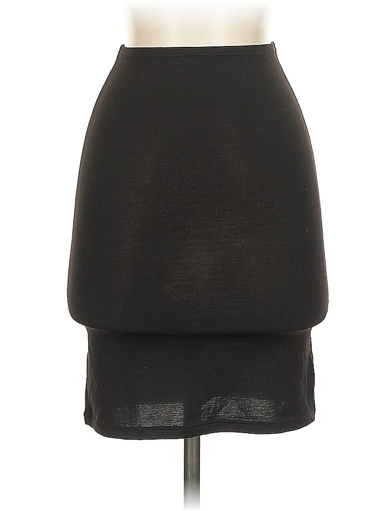 Pre-owned Uniqlo Casual Skirt In Black
