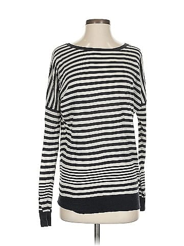 Vince. Long Sleeve T-Shirt (view 1)