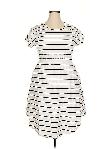 Unbranded Casual Dress (view 1)