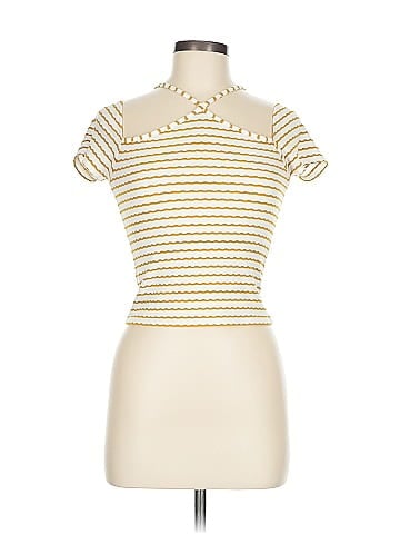 BB Dakota by Steve Madden Short Sleeve Turtleneck (view 1)