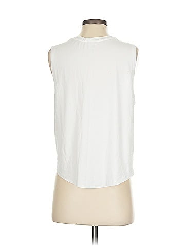 Gap Fit Sleeveless T-Shirt (view 2)