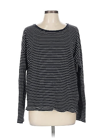 Vince. Long Sleeve T-Shirt (view 1)