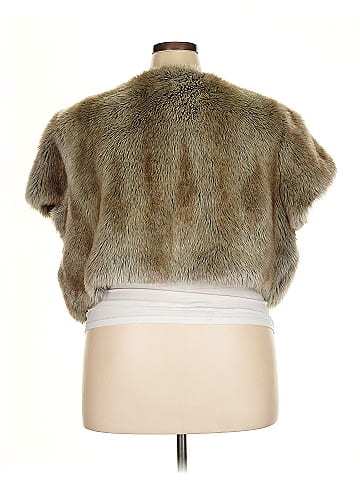 Elle Faux Fur Vest (view 2)