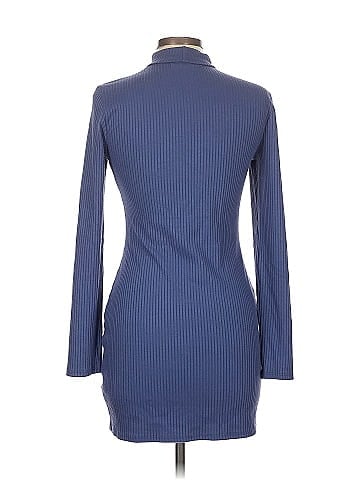 Urban Outfitters Casual Dress (view 2)