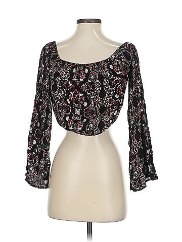 Kendall & Kylie 3/4 Sleeve Blouse (view 2)
