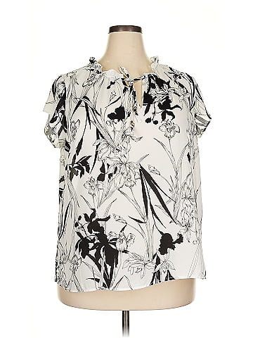 Liz Claiborne Short Sleeve Blouse (view 1)