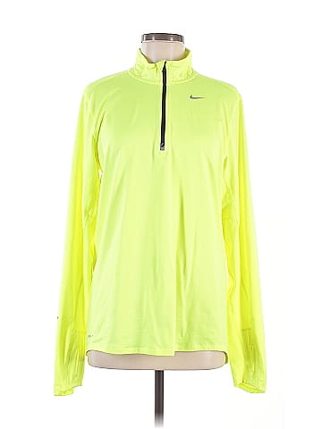 Nike Active T-Shirt (view 1)
