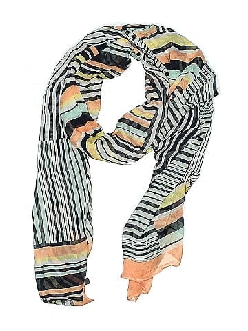 The Limited Scarf (view 1)